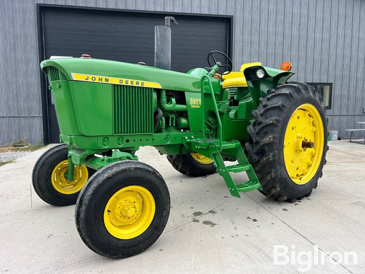 1971-john-deere-3020-image-1