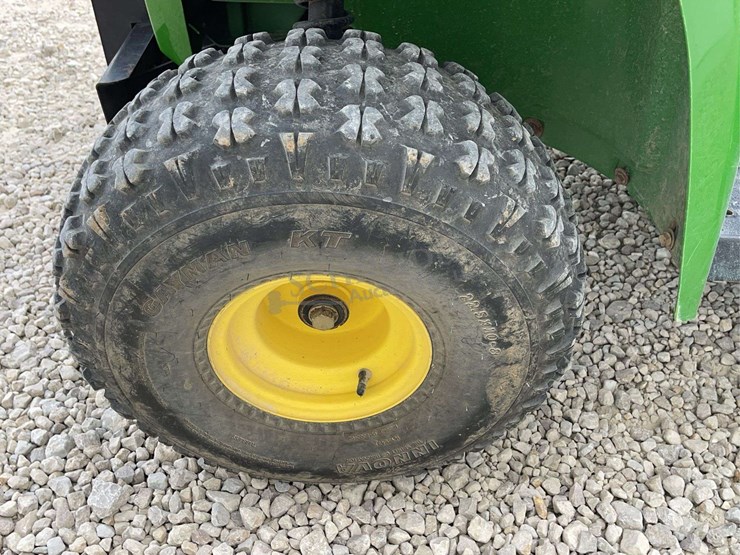 john-deere-gator-image-33
