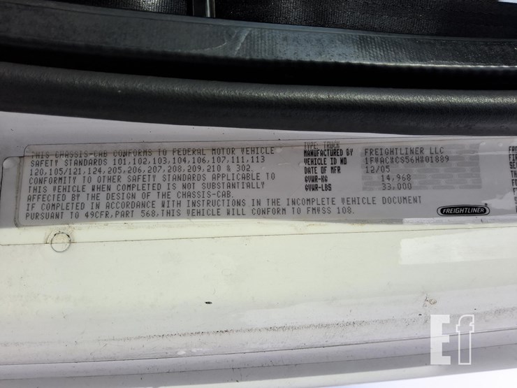 2006-freightliner-business-class-m2-106-image-12