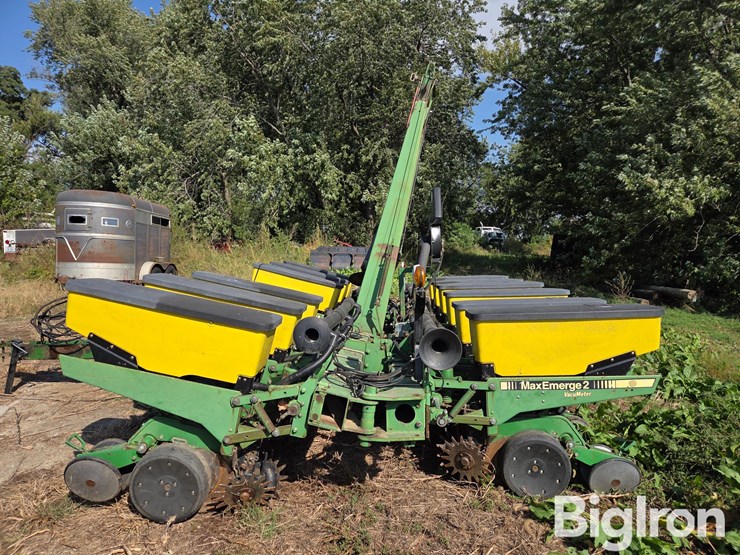 john-deere-7200-image-8