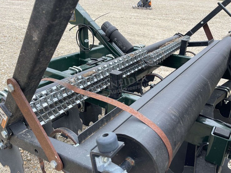 unused-plotmaster-6'-3-pt.-food-plot-disc-seeder,-from-the-estate-of-dr.-ken-buchmann-image-15