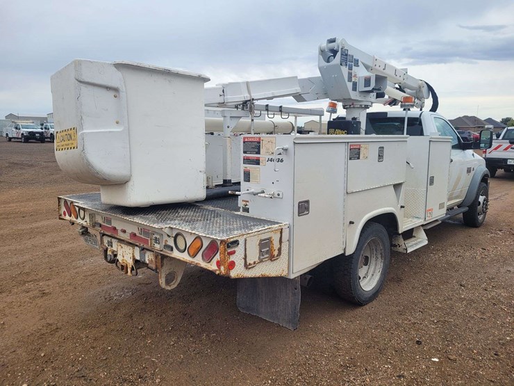 2011-ram-4500-slt-image-7