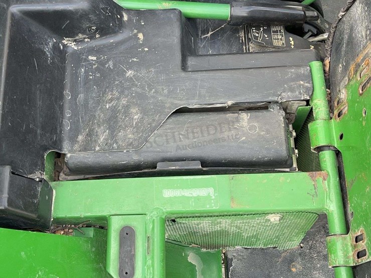 john-deere-gator-image-32