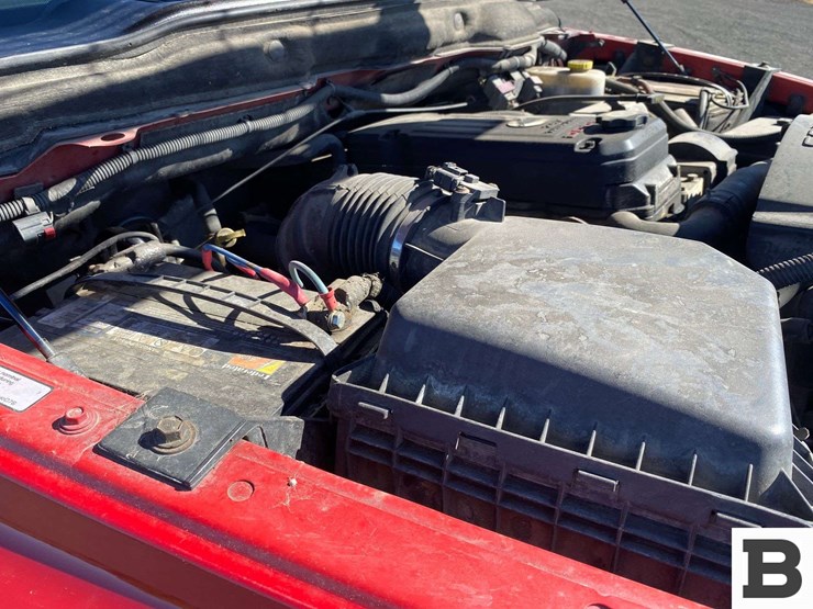 2004-dodge-ram-3500-image-39