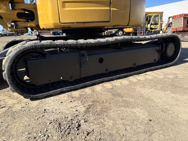 caterpillar-303.5e2-cr-image-19