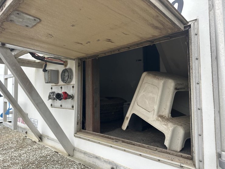 #5004-•-1996-t-e-ent.-stfrp-2-s-6-two-car-race-semi-traile-image-13