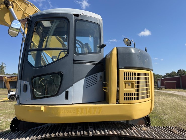 komatsu-pc228us-lc-image-46
