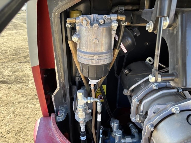 2022-takeuchi-tb240-image-52