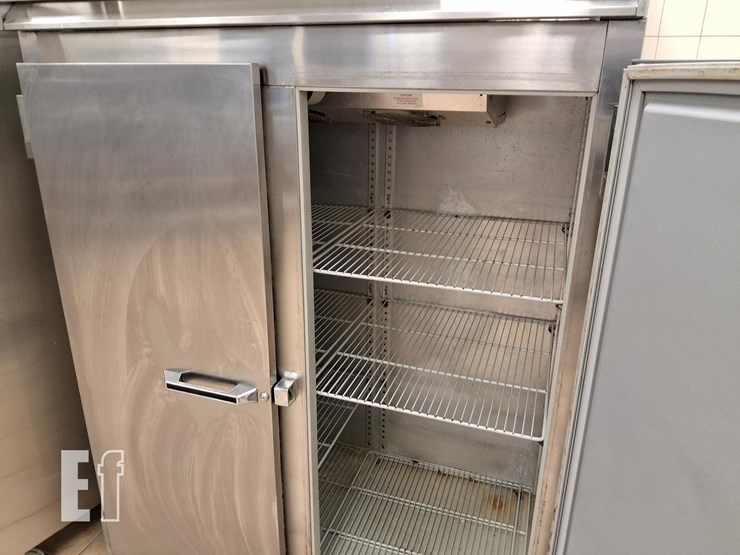 victory-refrigerator-commercial-image-2