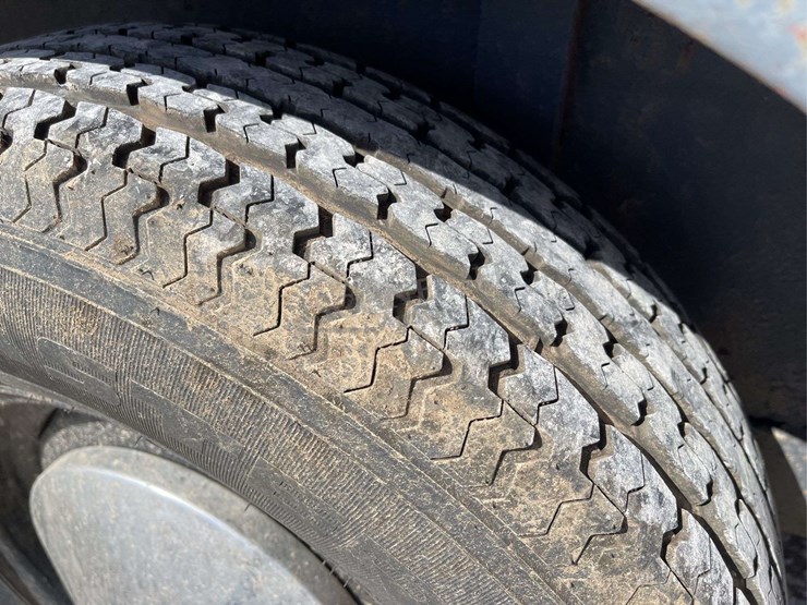 1976-snct-16'-stock-trailer-image-19