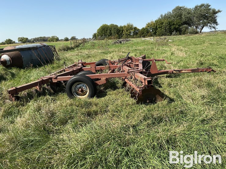 massey-ferguson-620-image-4