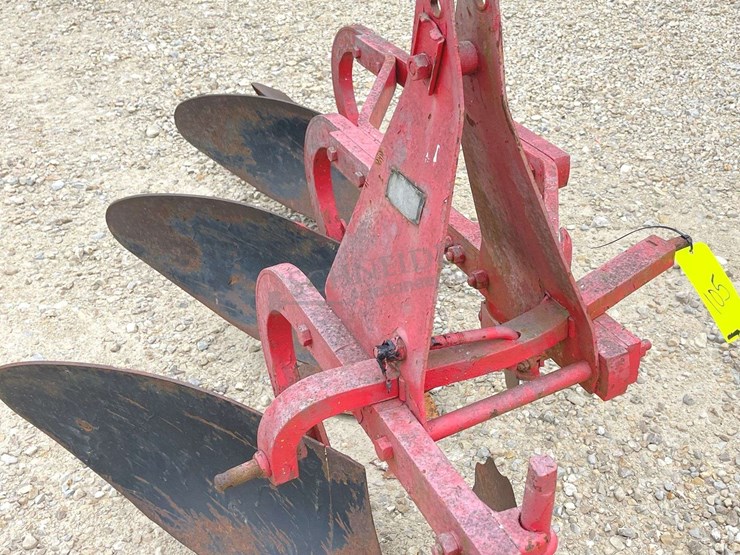 dearborn-3-12"-3-point-plow-w/-coulters-image-9