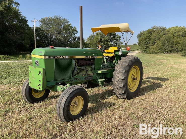 1980-john-deere-2940-image-1