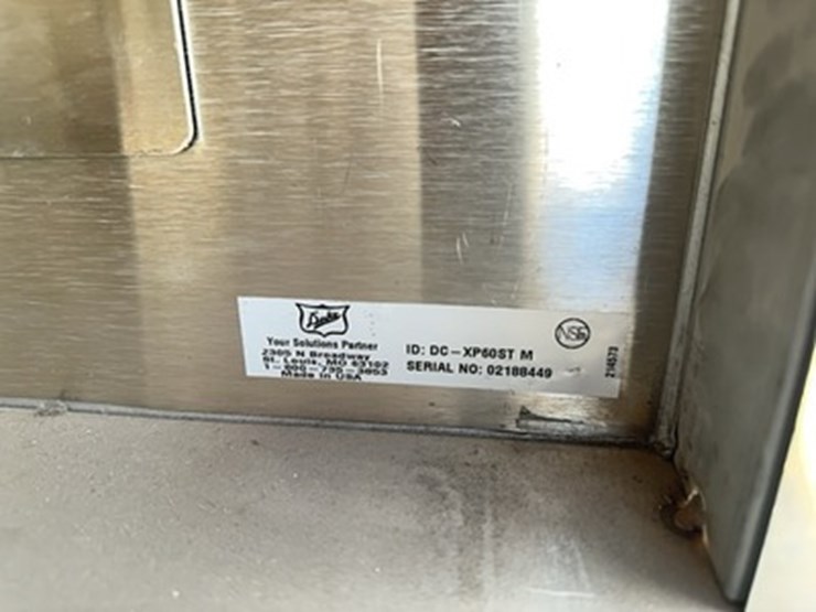 lot#--food-table-image-4