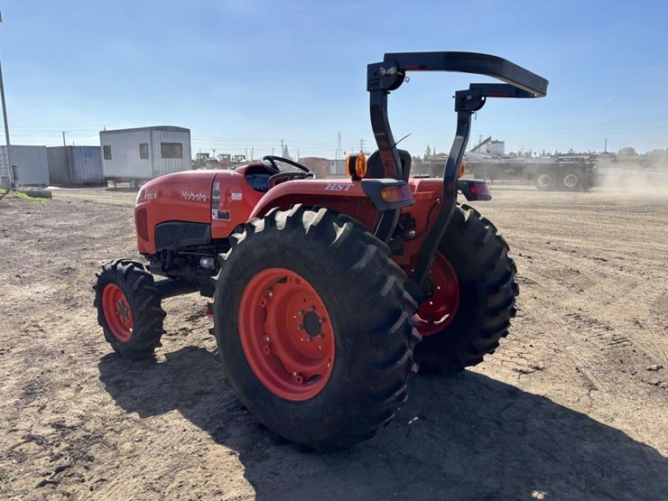 2021-kubota-l4701d-image-5