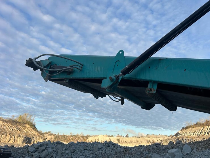 2006-caterpillar-c12-image-23