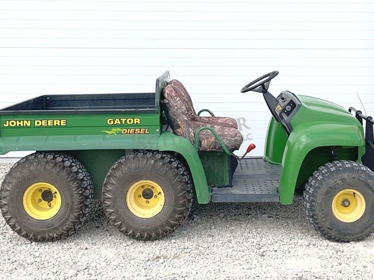 john-deere-gator-image-3