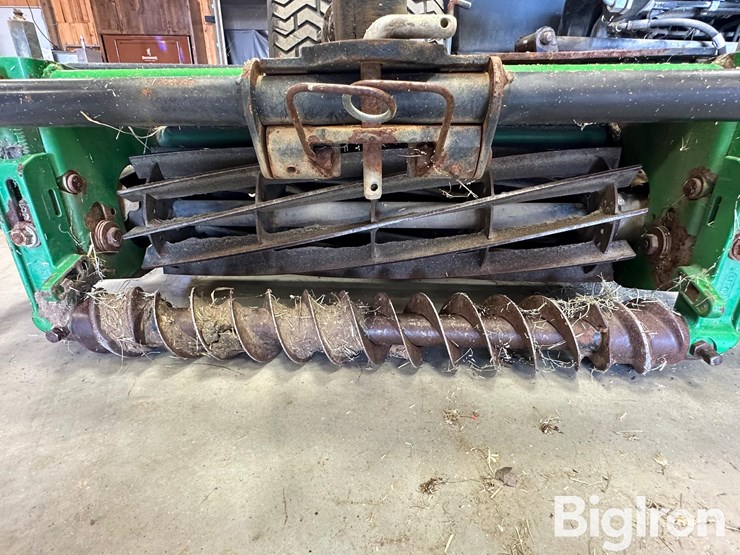 john-deere-3235c-image-10