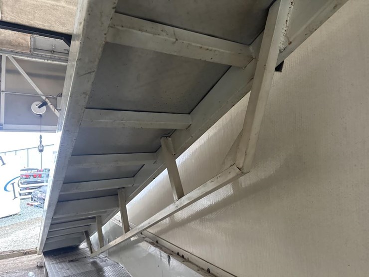 #5004-•-1996-t-e-ent.-stfrp-2-s-6-two-car-race-semi-traile-image-26