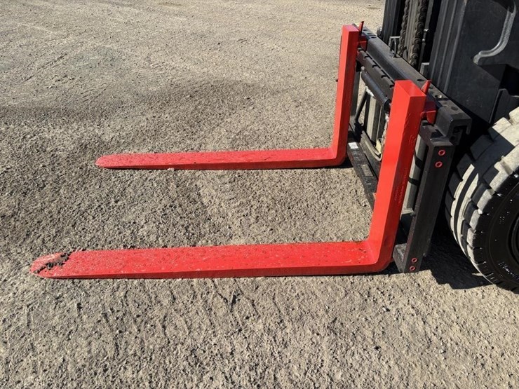 2018-toyota-8fdu30-image-9