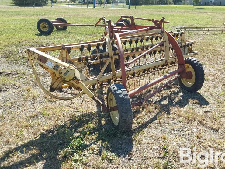 new-holland-258-image-7