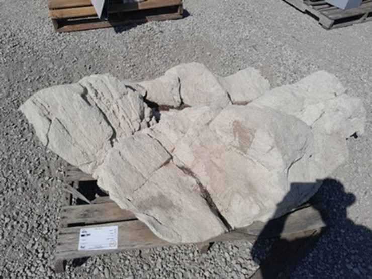 lot#--decorative-rock-image-1