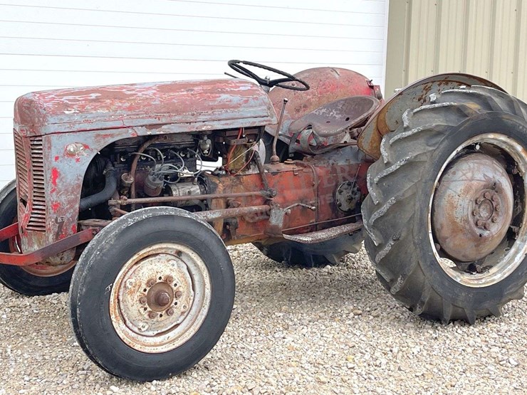 ferguson-to20-image-2