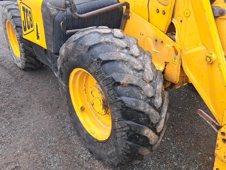 2004-jcb-535-60-image-21