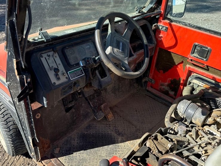 cushman-turf-truckster-image-6