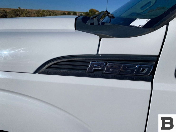 2016-ford-f250-image-13