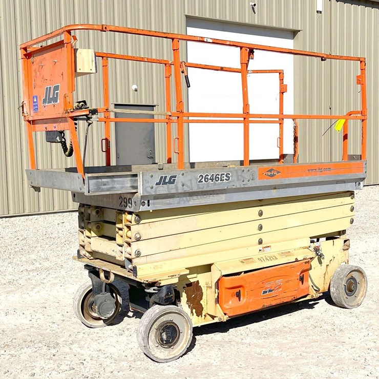 JLG 2646ES