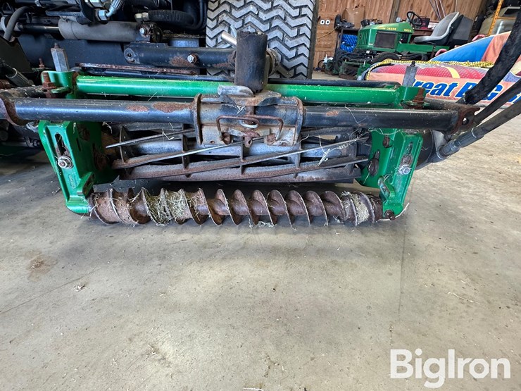 john-deere-3235c-image-12