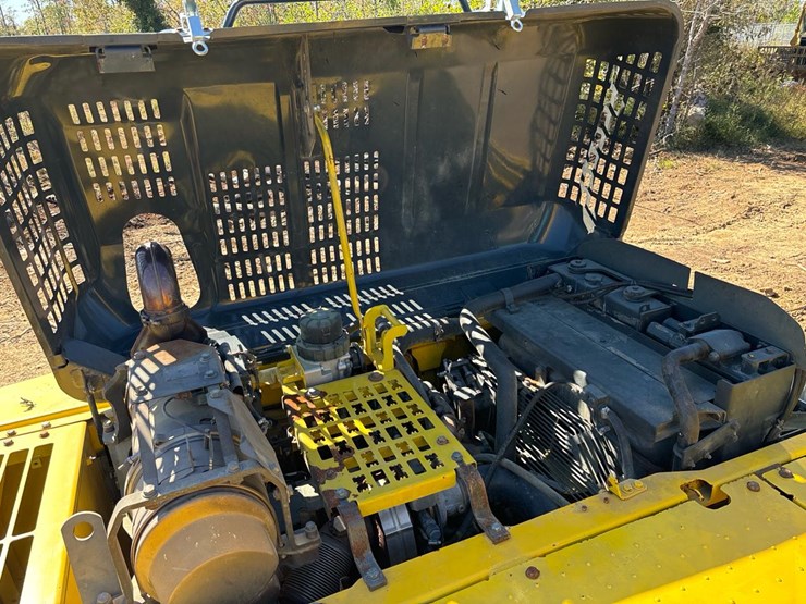 2014-komatsu-pc210-lc-10-image-6