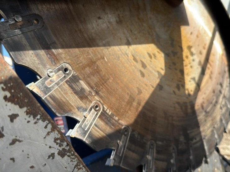 2016-caterpillar-c2.2-image-13