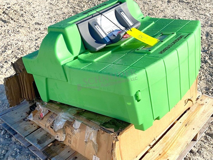 unused-honeywell-eyewash-station-image-3