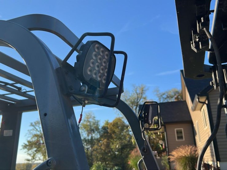 2005-toyota-7fgu25-image-24