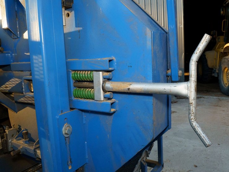 #119-•-2023-procut-double-head-resaw-w/-return-image-19