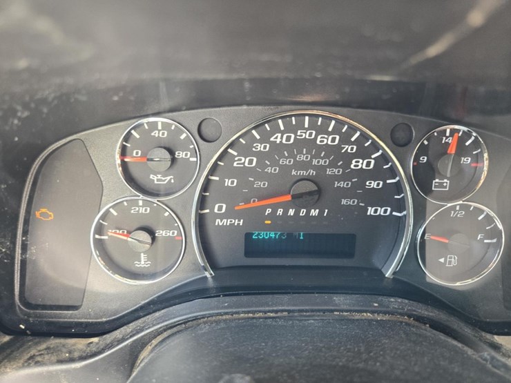 #5013-•-2015-chevrolet-4500-box-truck-image-76