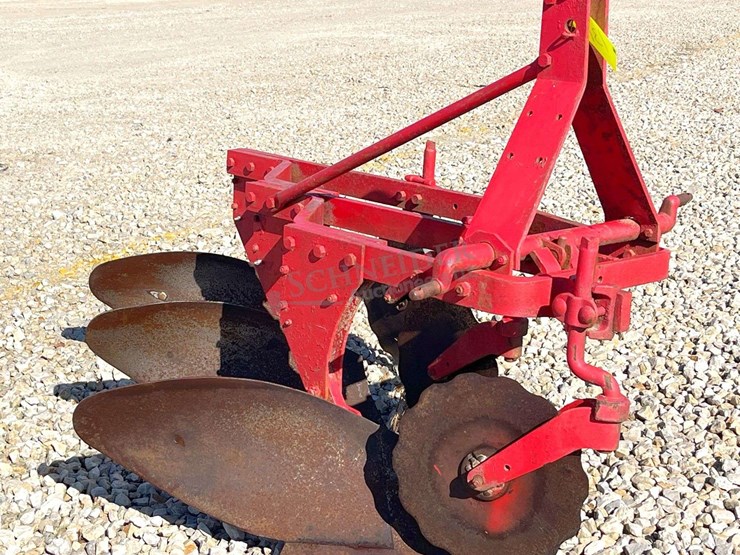 3-14"-3-pt.-plow-w/-coulters-image-3