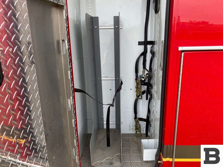 2011-ford-f450-image-21