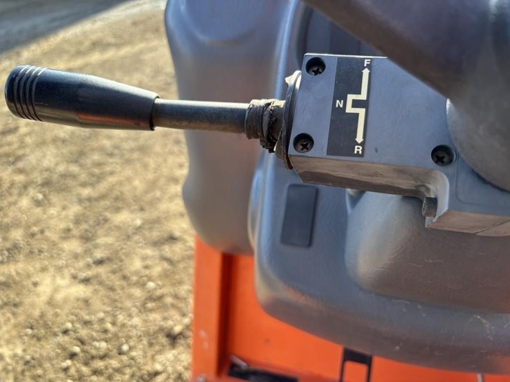 2017-jlg-g5-18a-image-24