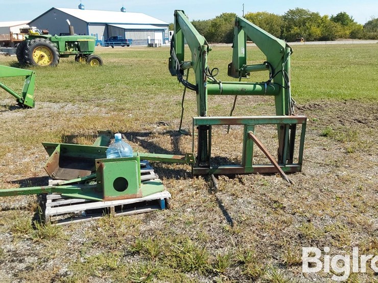 john-deere-148-image-2