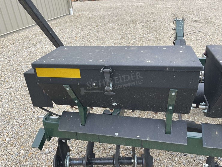 unused-plotmaster-6'-3-pt.-food-plot-disc-seeder,-from-the-estate-of-dr.-ken-buchmann-image-12