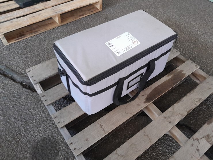 lot#--eiki-lc-data-grade-projector-image-6