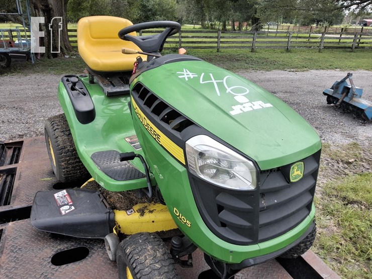 2012-john-deere-d105-image-2