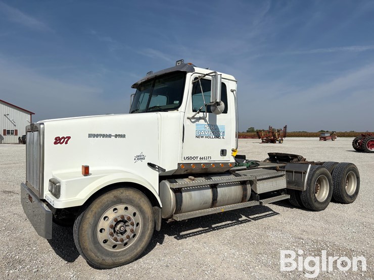 2007-western-star-4900fa-image-1