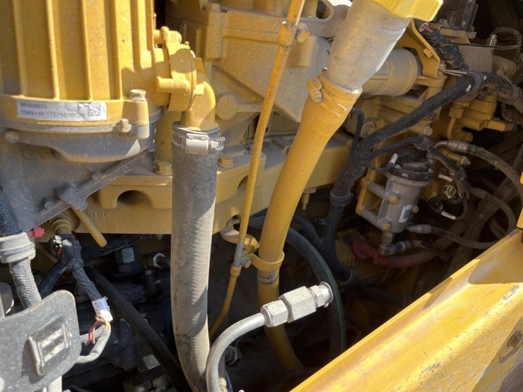 john-deere-1050-image-35