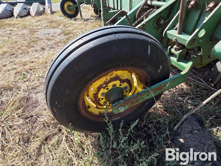 john-deere-7100-image-18