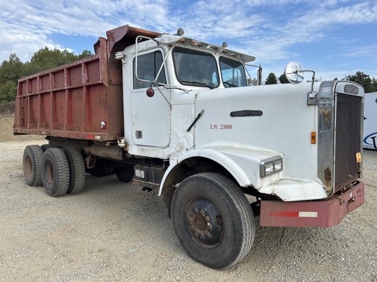 #5001-•-1988-freightliner-mb80-tandem-axle-dump-truck-image-7