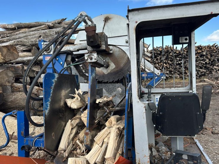 2016-caterpillar-c2.2-image-4